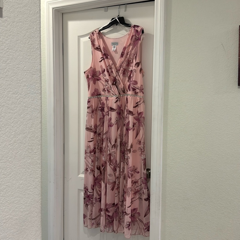 Nice spring/summer dress